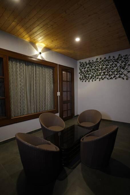 The Cerro Rico - 3 Bhk Modern Villa 카사울리 외부 사진